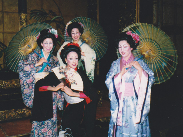 Jakki Ford Gilbert and Sullivan The Mikado Cast Members 1